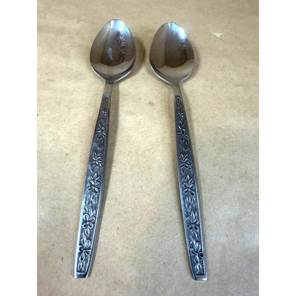 2 Vintage Rogers Co Stanley Roberts La Spana Tablespoons Soup Spoons 7 1/4" Oval